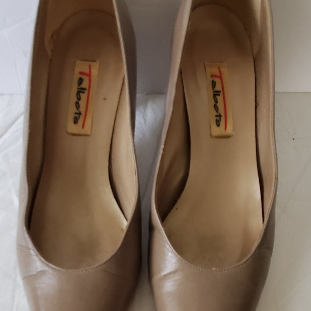 Talbots Basic Taupe Brown Heel